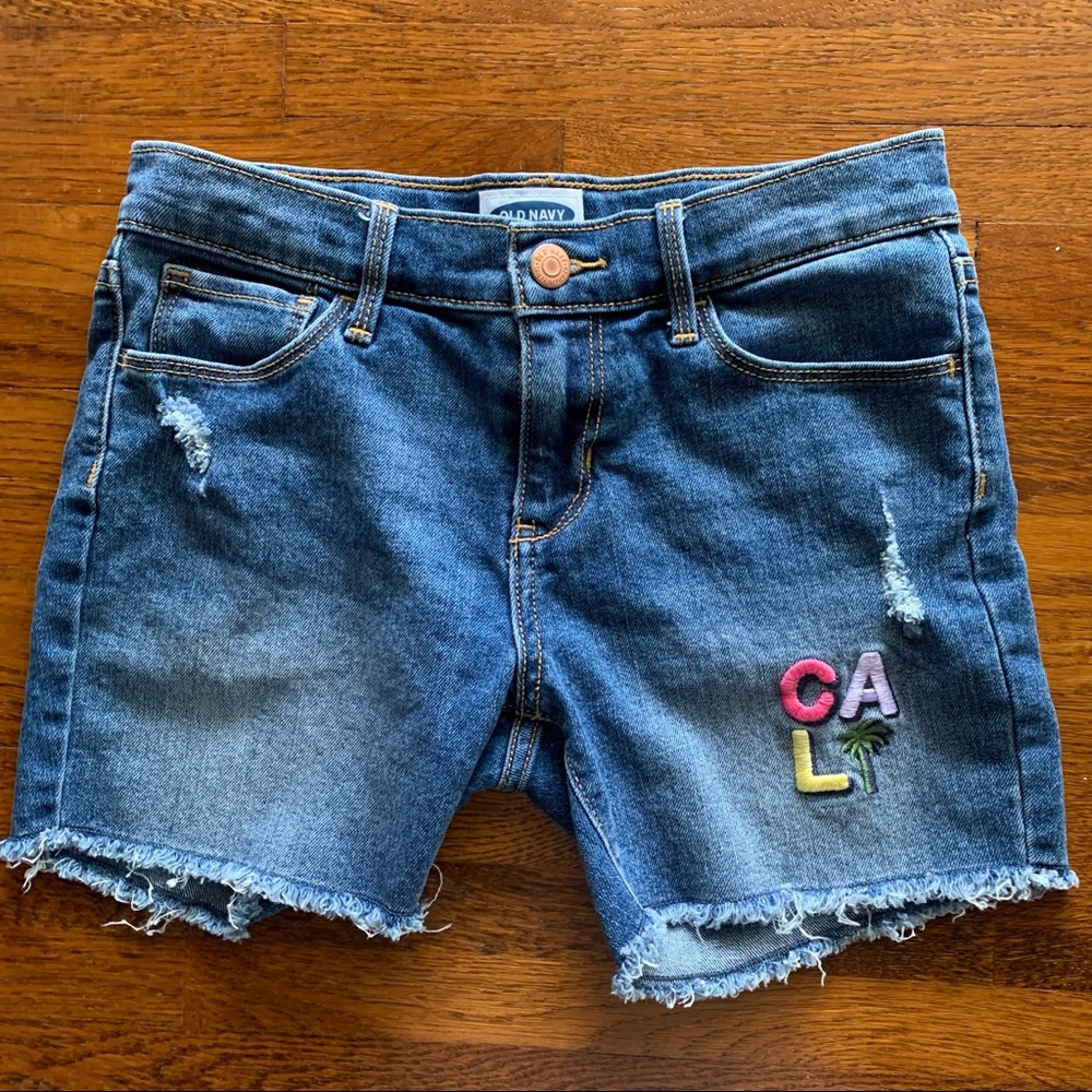 Old Navy Girl’s Distressed CALI Denim Shorts Size 12